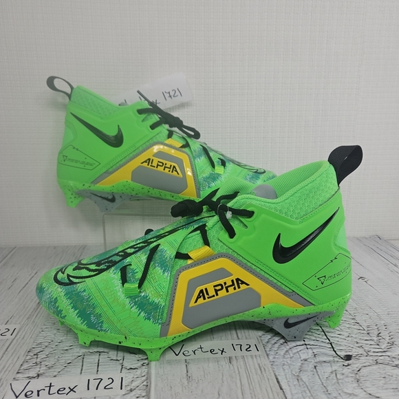 Nike Mens Alpha Menace Pro 3 Mid Football Cleats Razor Sharp Cuts FB8442-303 - Picture 8 of 10